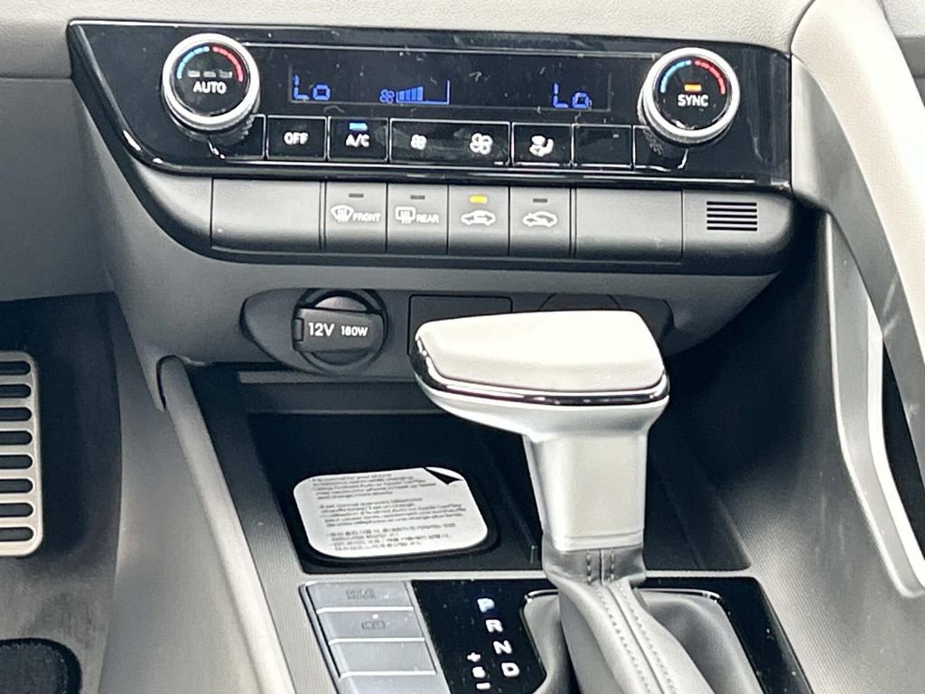 New 2026 Hyundai Elantra Sport FWD image 23