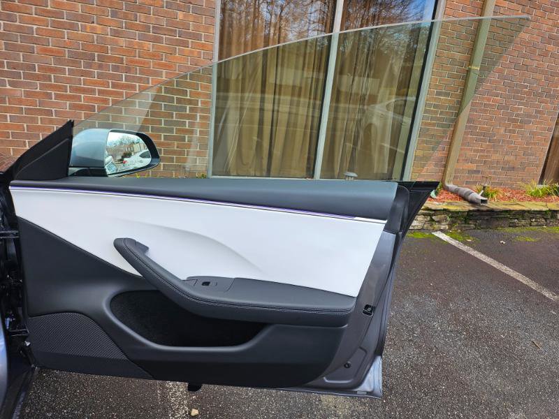 Used 2025 Tesla Model 3 Long Range image 56