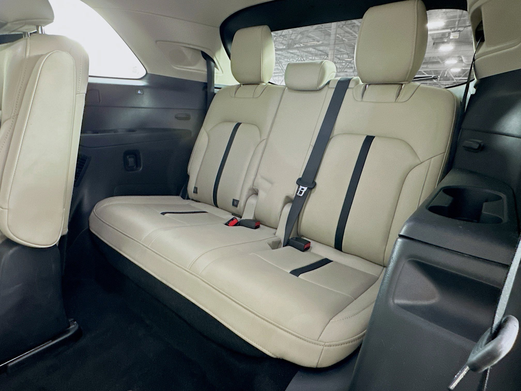 Used 2024 MAZDA CX-90 3.3 Turbo w/ Premium Package image 31