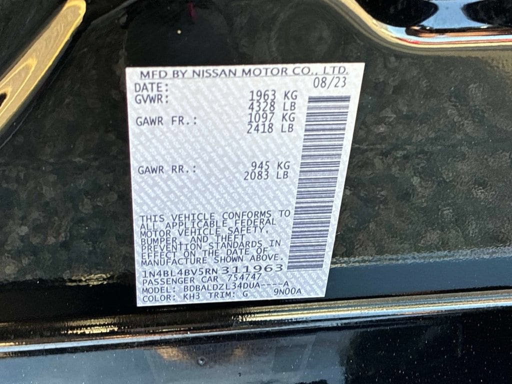 Used 2024 Nissan Altima 2.5 S FWD image 19