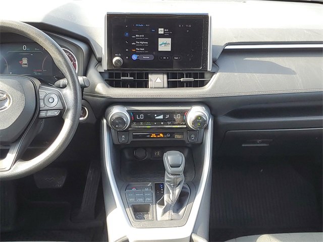 Used 2023 Toyota RAV4 XLE image 31