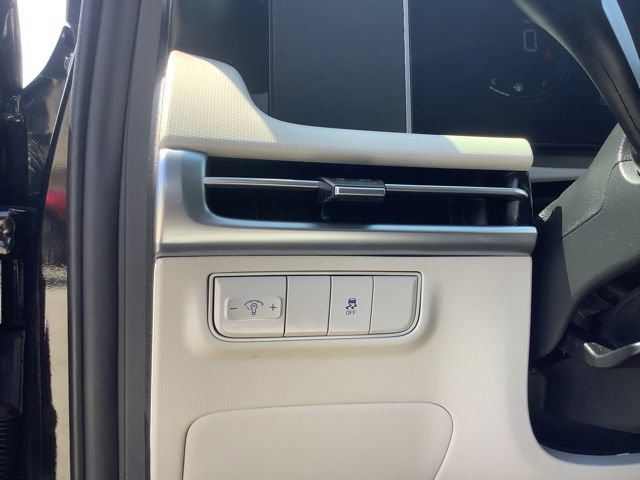 Certified 2025 Hyundai Tucson SE FWD image 26