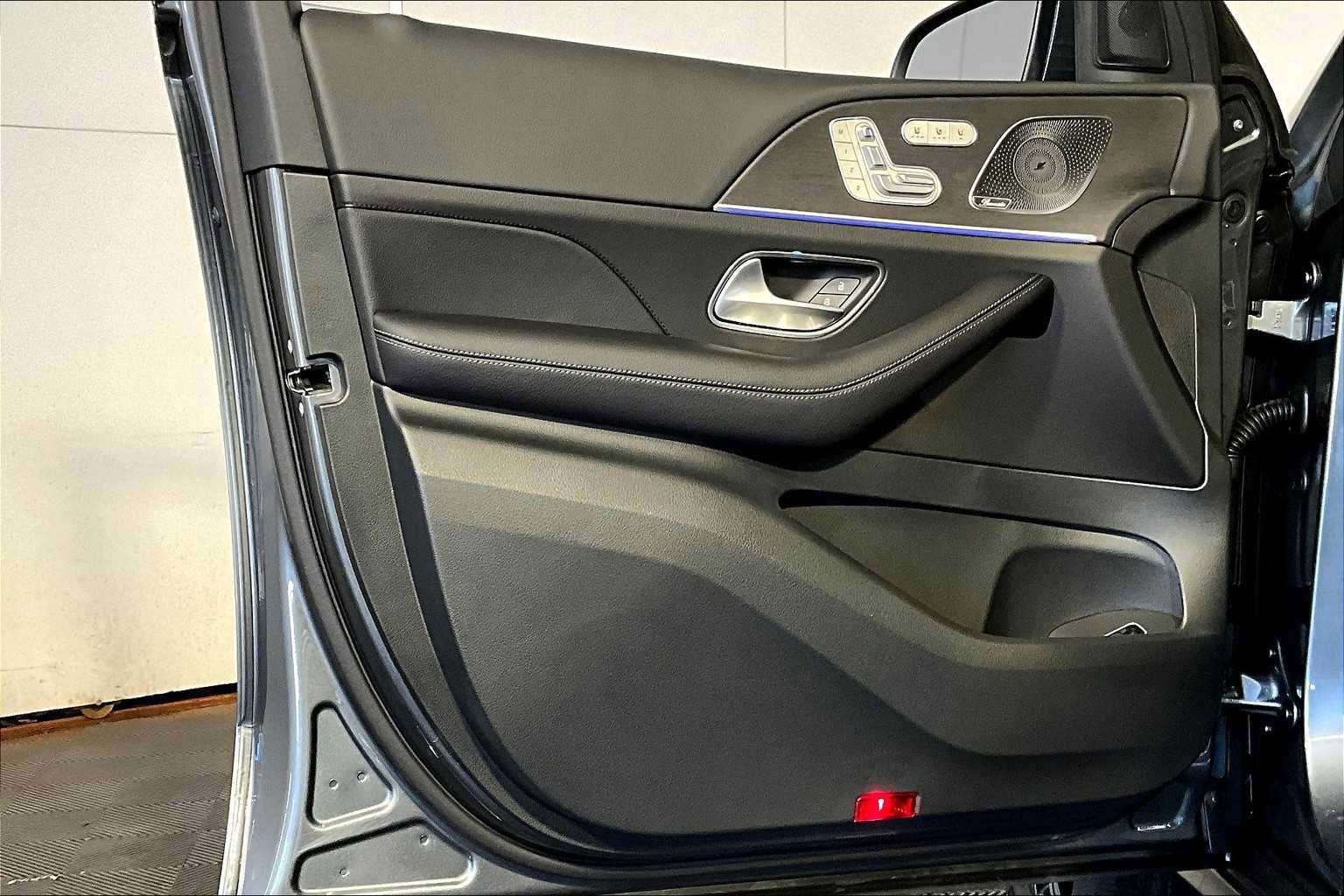 New 2026 Mercedes-Benz GLE 350 4MATIC image 11