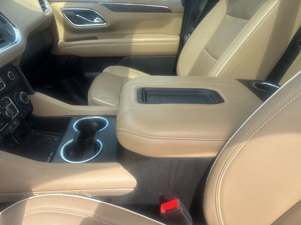 Used 2023 Chevrolet Suburban Premier RWD image 21
