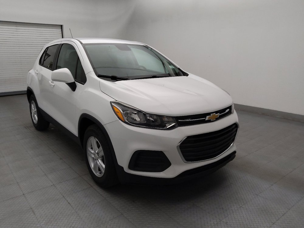 Used 2020 Chevrolet Trax LS w/ Tint and Cruise Package FWD image 13