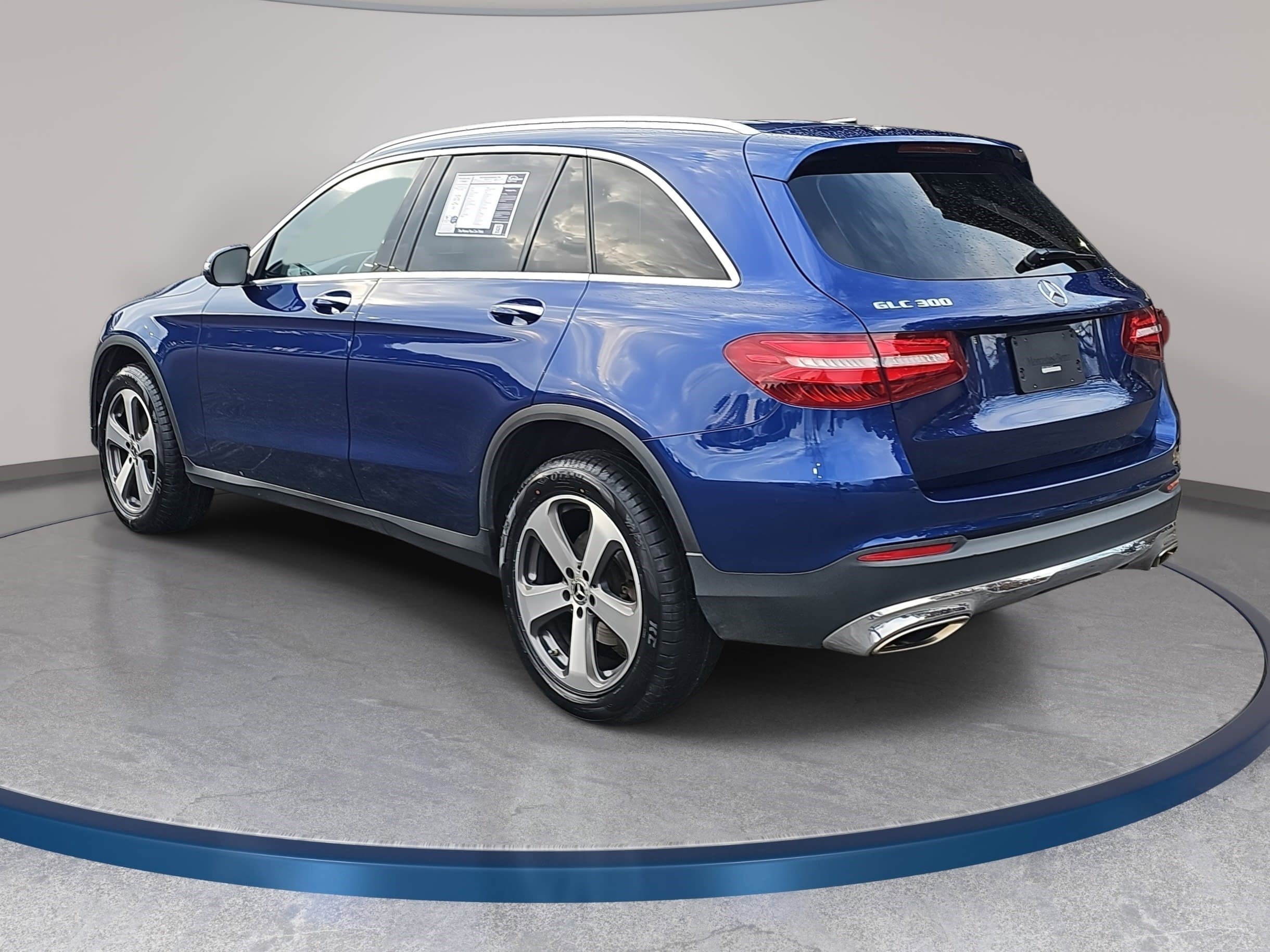 Used 2018 Mercedes-Benz GLC 300 image 7