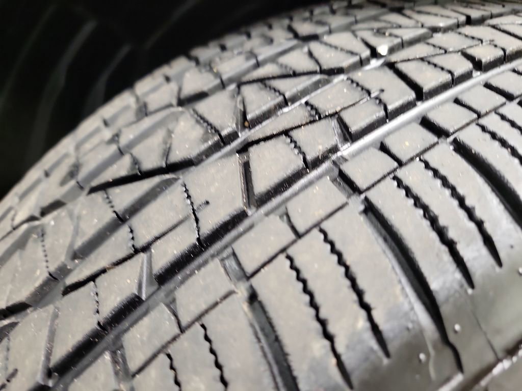 Used 2024 Subaru Ascent Premium w/ Convenience Package image 11