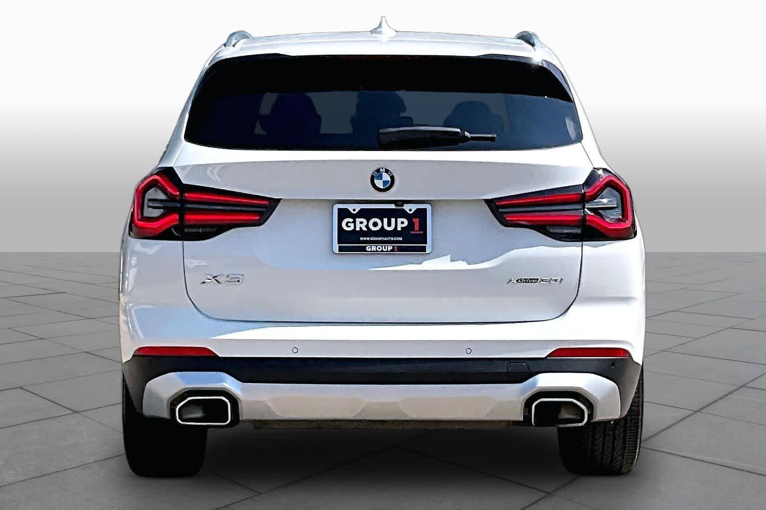 Used 2022 BMW X3 xDrive30i w/ Convenience Package AWD/4WD image 5
