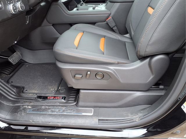 New 2026 GMC Sierra 2500 AT4 w/ AT4 Preferred Package image 22