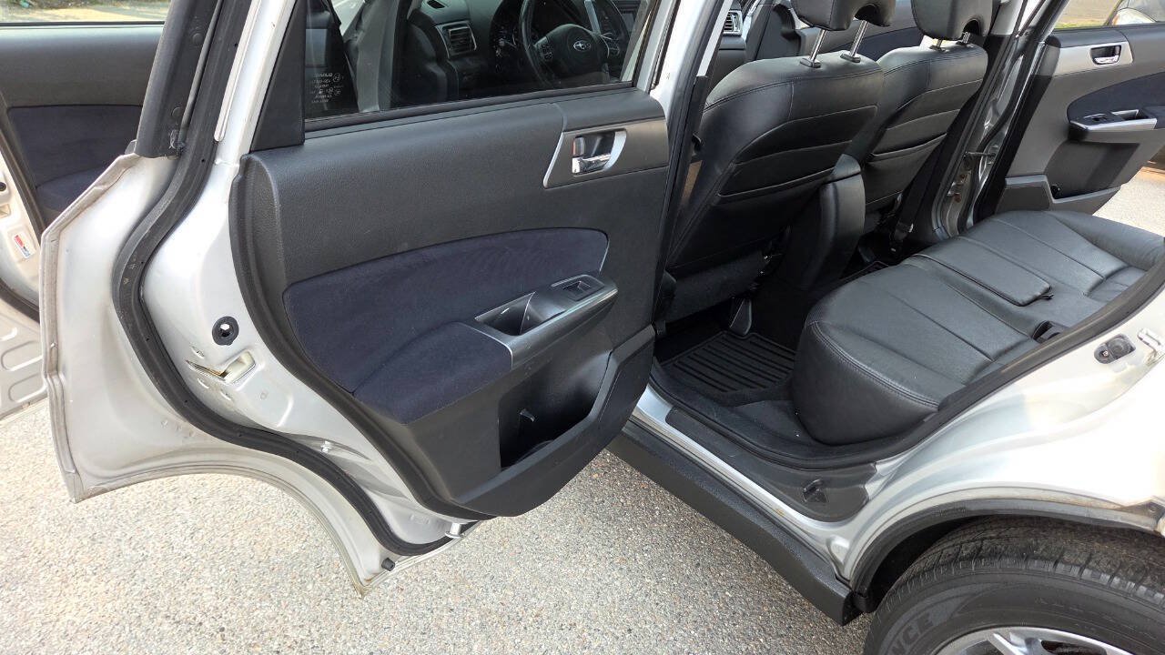 Used 2011 Subaru Forester 2.5X Touring AWD/4WD image 33