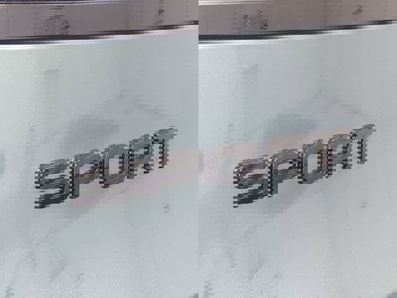 Used 2025 Land Rover Range Rover Sport SE image 12