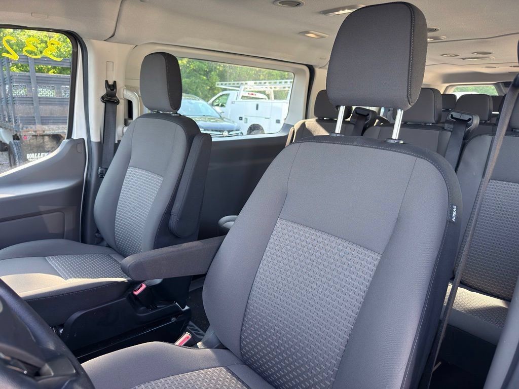 Used 2024 Ford Transit 350 XLT RWD image 23