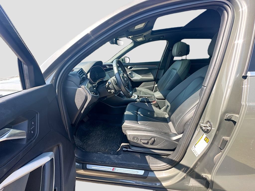 Used 2021 Audi Q3 2.0T Premium Plus image 12