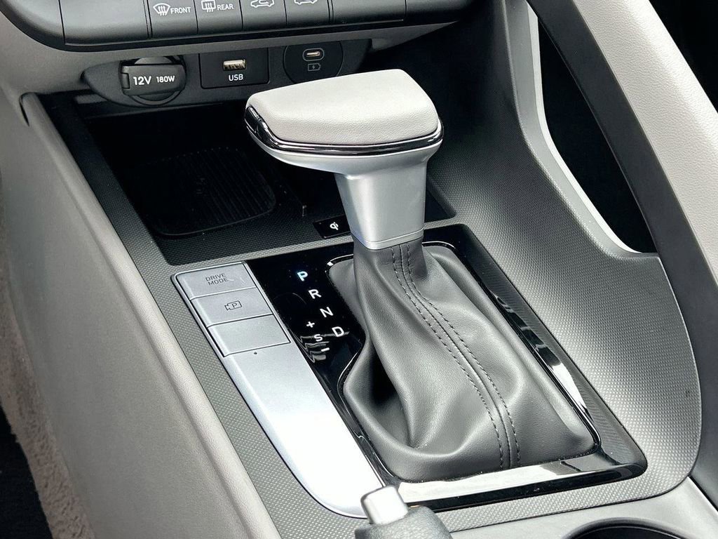 Certified 2026 Hyundai Elantra Sport image 27