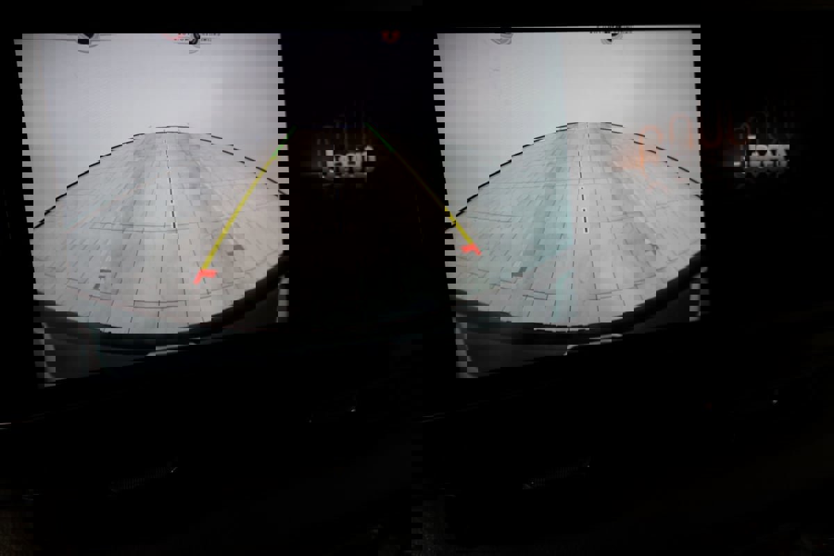 Used 2024 Jeep Wrangler Unlimited w/ Convenience Group image 7