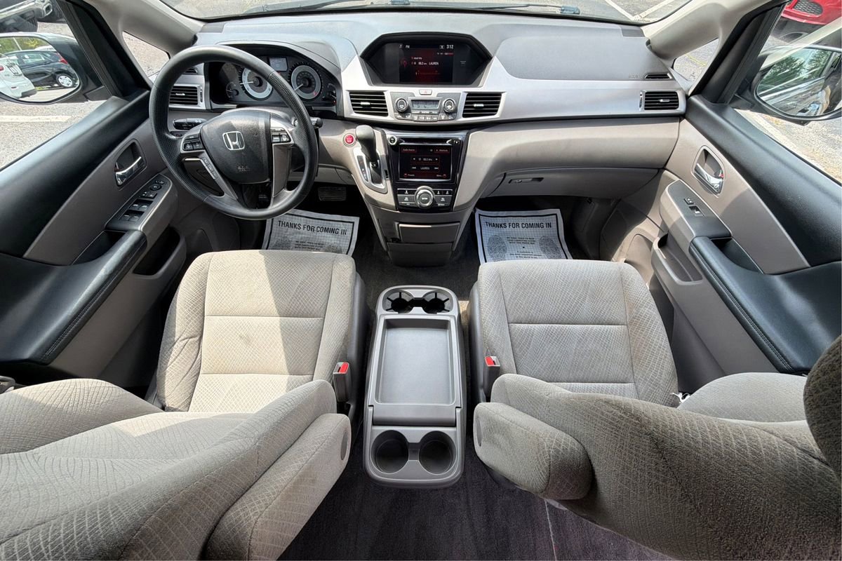 Used 2015 Honda Odyssey EX image 14