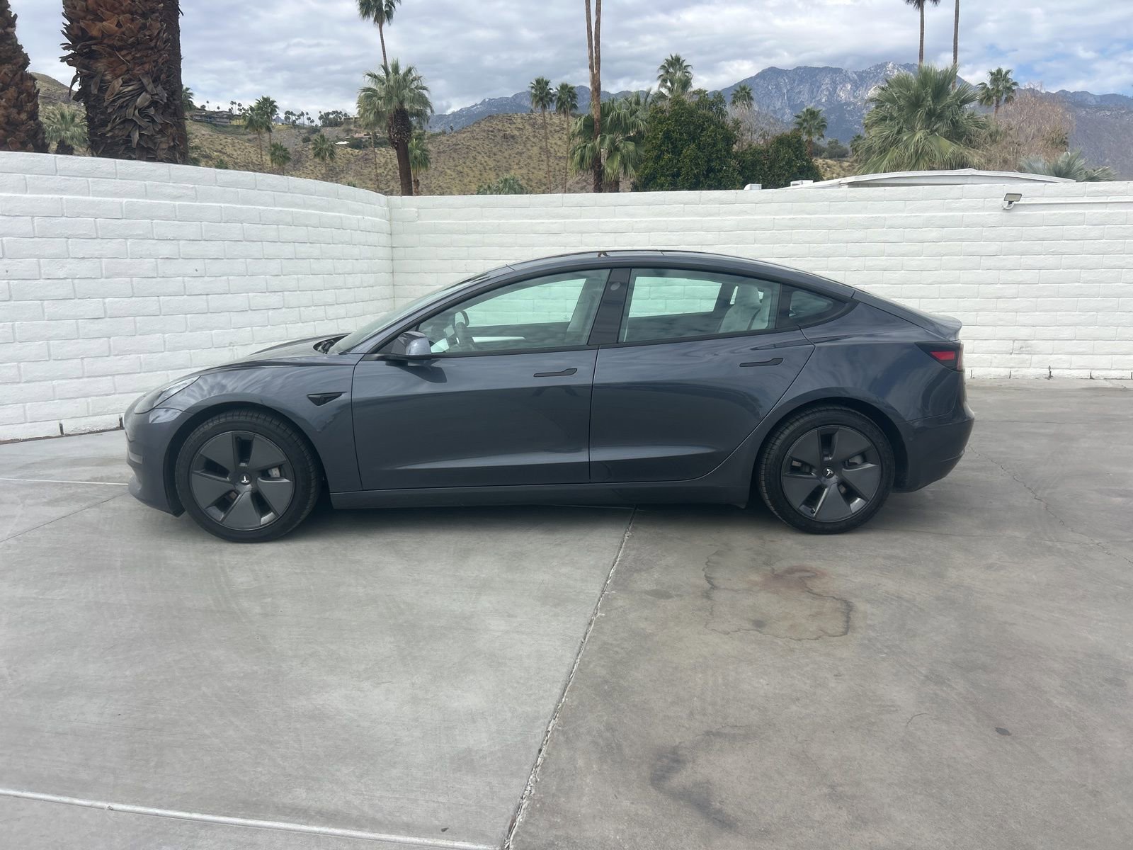 Used 2021 Tesla Model 3 Long Range image 8
