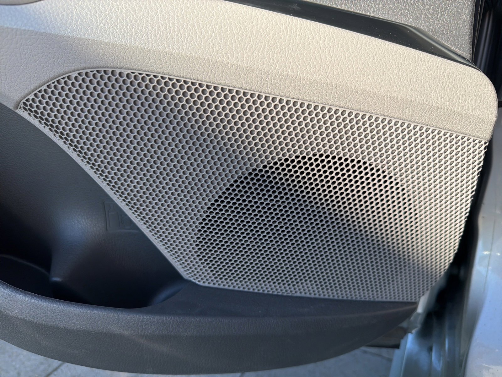 Used 2020 Toyota Camry LE image 79