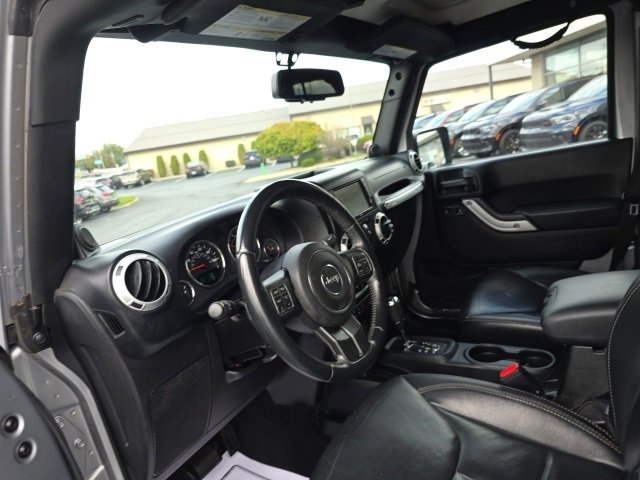 Used 2014 Jeep Wrangler Unlimited Sahara w/ Connectivity Group image 16