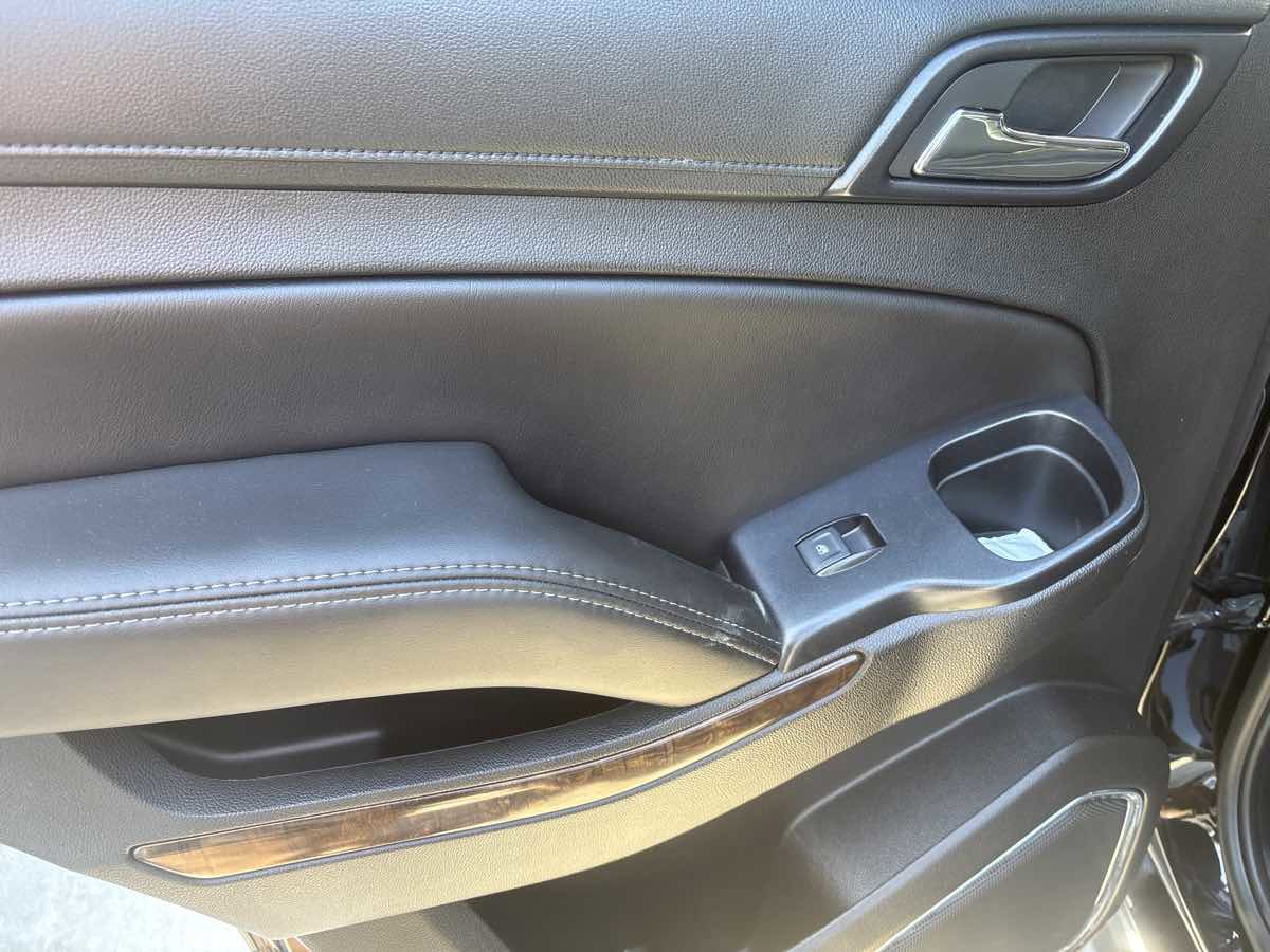 Used 2017 Chevrolet Tahoe LT w/ Luxury Package image 24