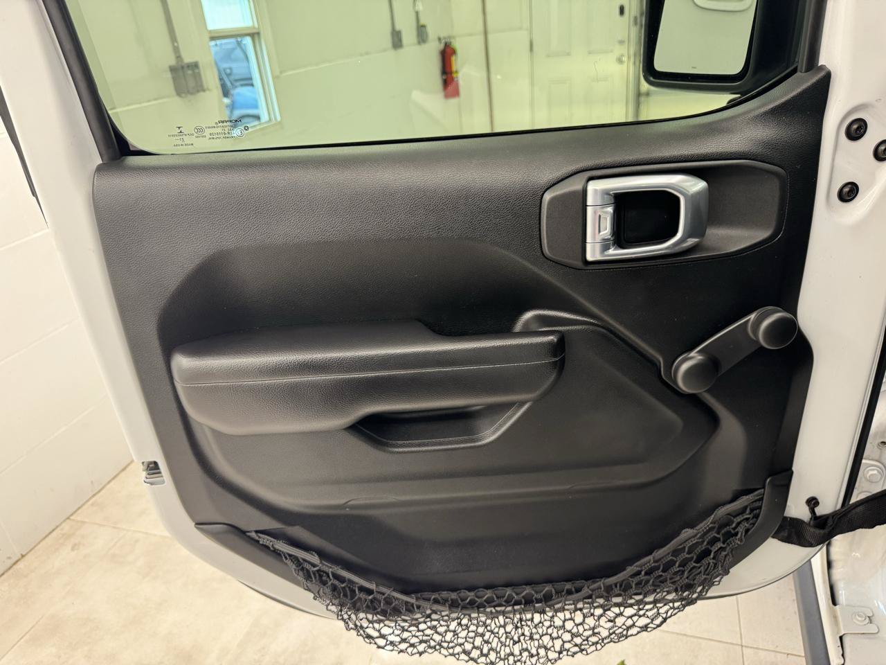 Used 2021 Jeep Wrangler Sport AWD/4WD image 11