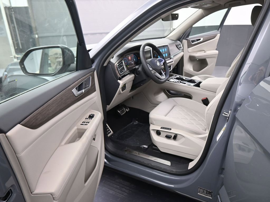 New 2026 Volkswagen Atlas SEL Premium R-Line image 37