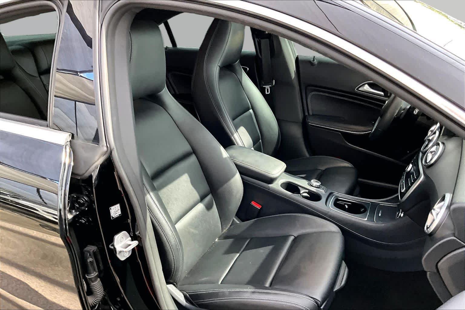 Used 2018 Mercedes-Benz CLA 250 image 9