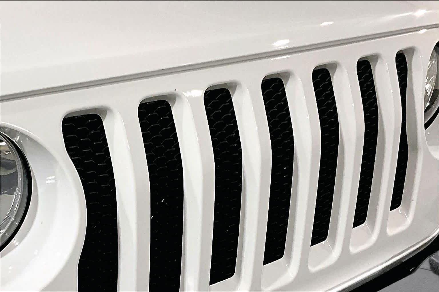 Used 2022 Jeep Wrangler Unlimited Sport AWD/4WD image 30