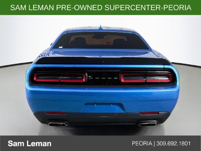 Used 2023 Dodge Challenger SXT RWD image 6