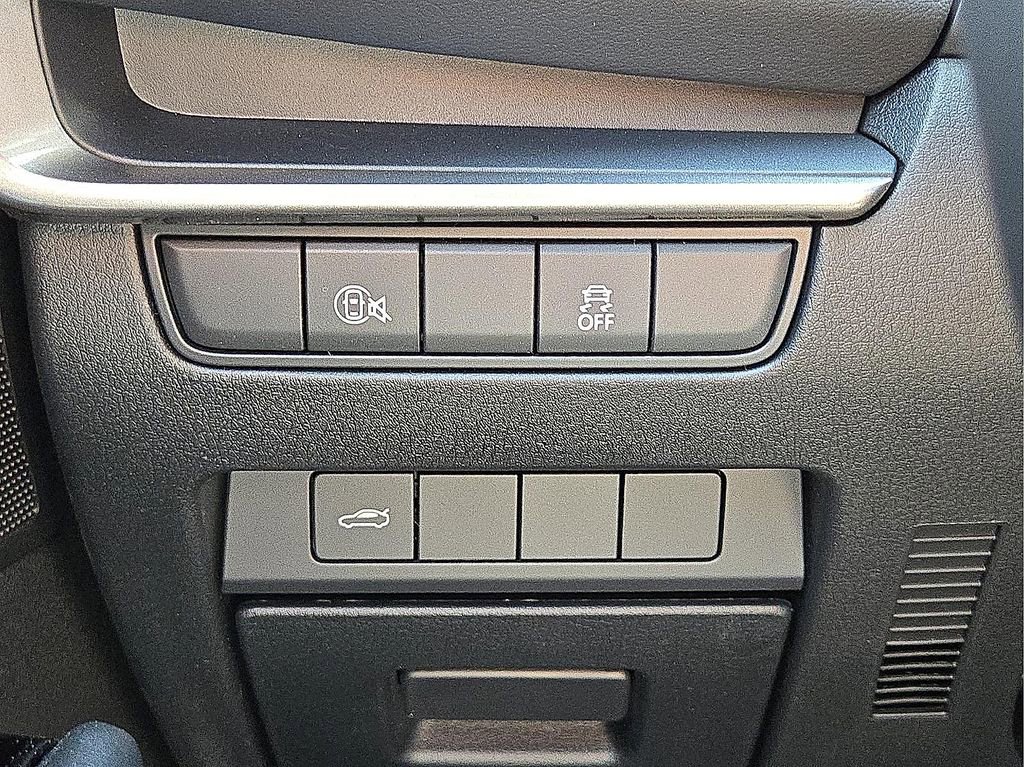 New 2025 MAZDA MAZDA3 s image 30