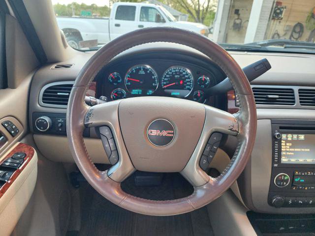Used 2013 GMC Sierra 1500 SLT w/ SLT White Diamond Edition AWD/4WD image 21