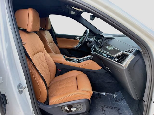 Used 2025 BMW X6 M60i AWD/4WD image 15