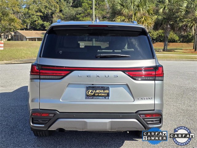 Used 2023 Lexus LX 600 4WD w/ Luxury Package image 3