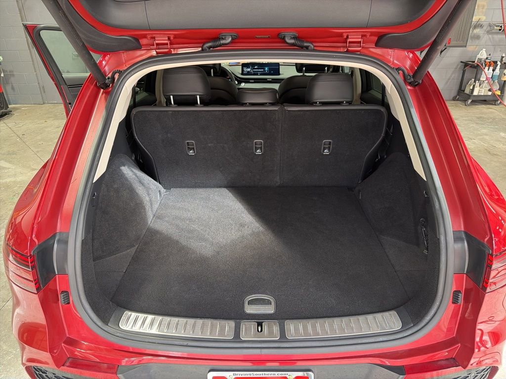 Used 2025 Genesis GV70 2.5T image 25