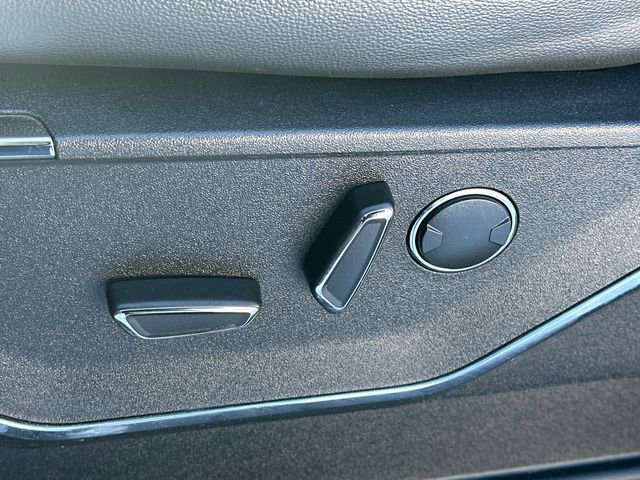 Used 2024 Ford F150 Lariat w/ Equipment Group 502A High image 40