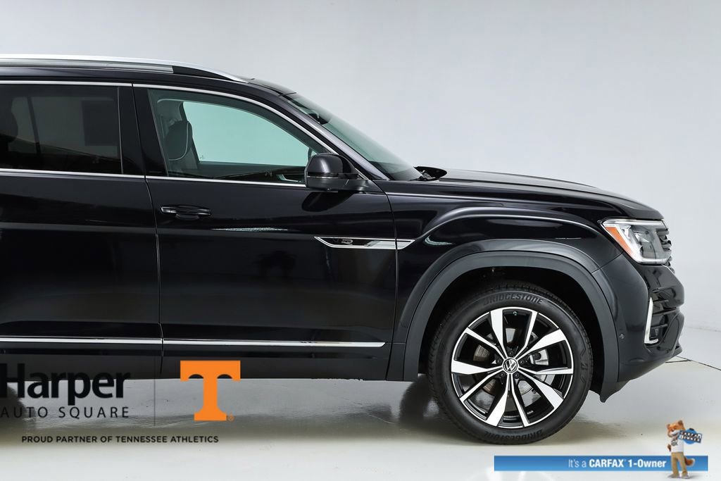 Used 2025 Volkswagen Atlas SEL Premium R-Line AWD/4WD image 12