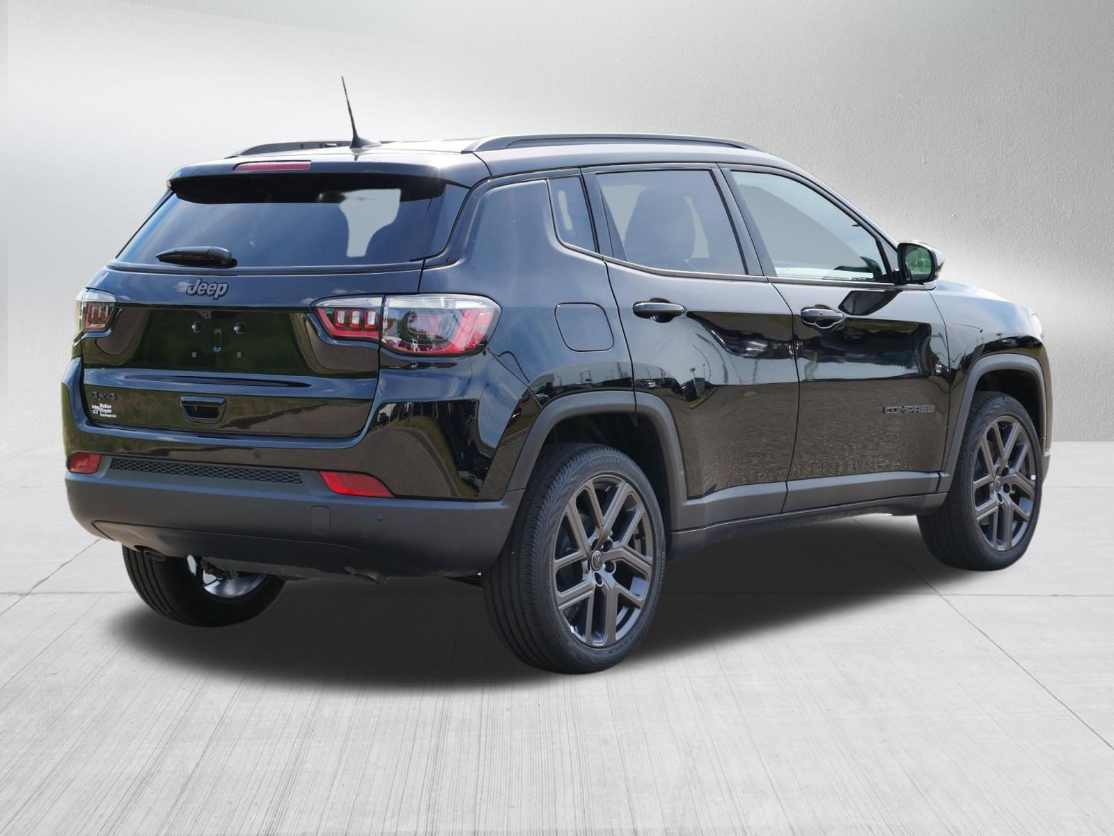 New 2026 Jeep Compass Limited AWD/4WD image 2