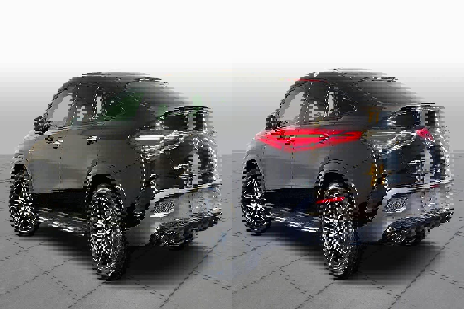 New 2026 Mercedes-Benz GLE 53 AMG 4MATIC Coupe image 3