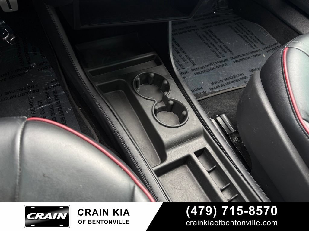 Used 2013 Tesla Model S Performance RWD image 17