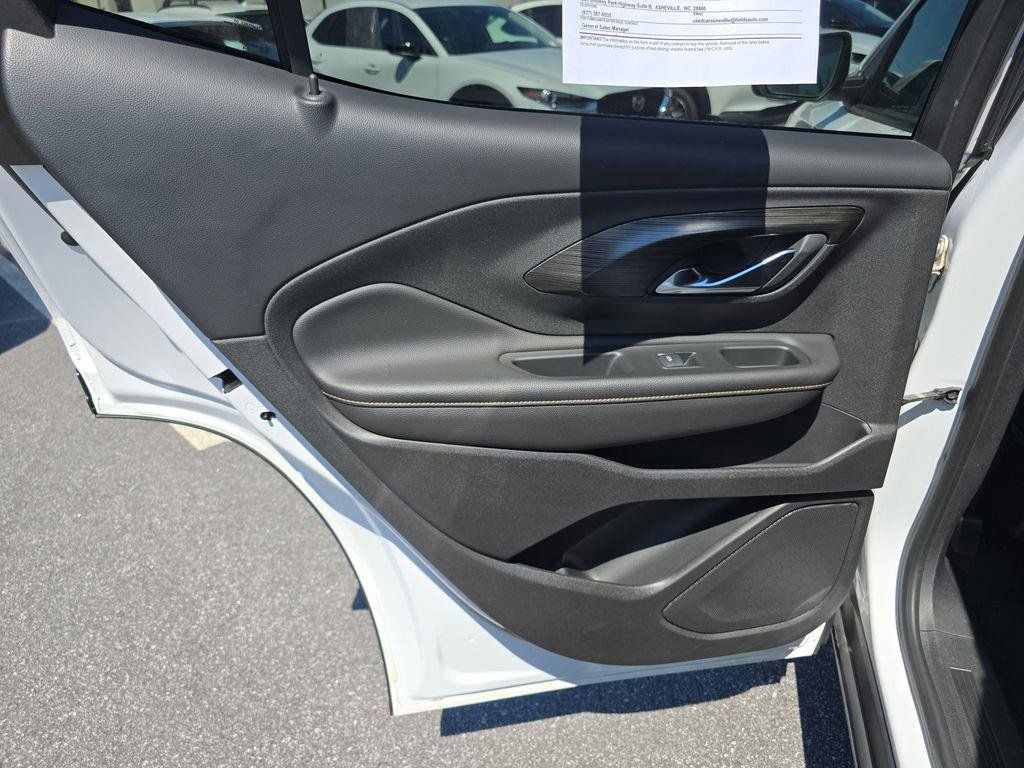 Used 2019 GMC Terrain SLT w/ Preferred Package image 12