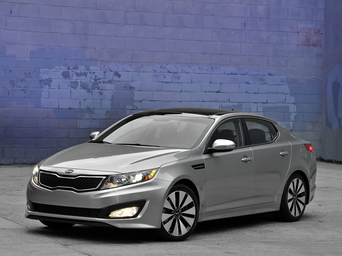 Used 2013 Kia Optima LX FWD video 1