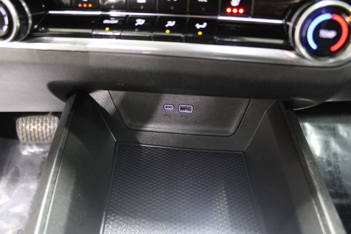 Used 2025 Chevrolet Equinox LT AWD/4WD image 49