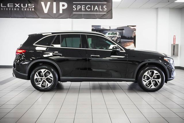 Used 2025 Mercedes-Benz GLC 350e 4MATIC image 5