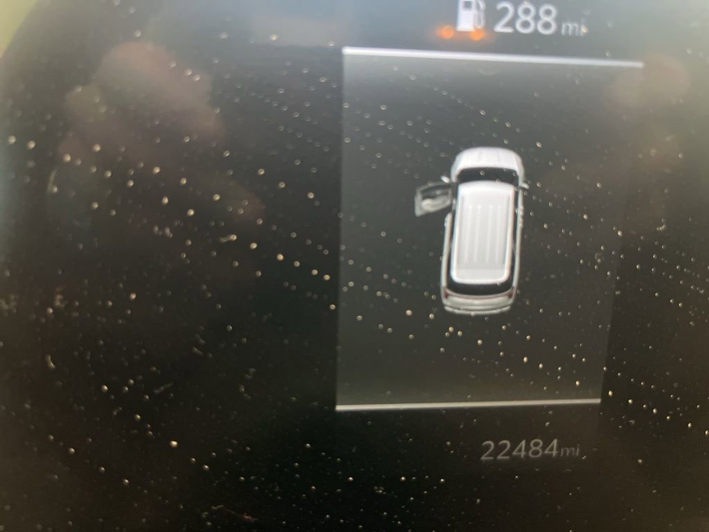 Used 2025 Kia Carnival