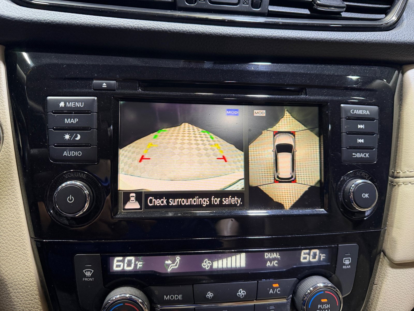 Used 2018 Nissan Rogue SL w/ Premium Package FWD image 24