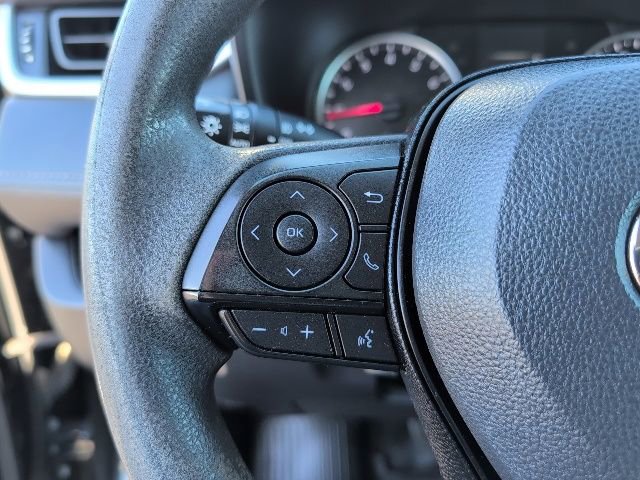 Used 2021 Toyota RAV4 XLE image 17