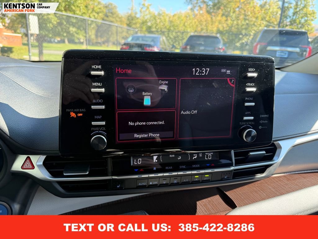 Used 2024 Toyota Sienna XLE image 27