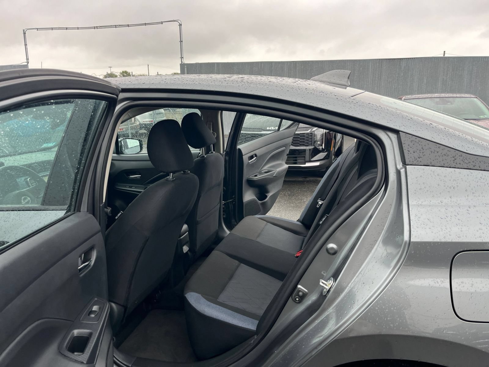Used 2025 Nissan Versa SV FWD image 24