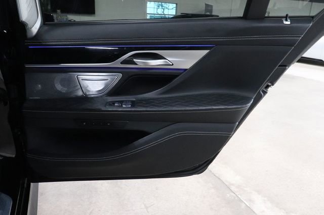 Used 2021 BMW M760i xDrive w/ Luxury Rear Seating Package image 26