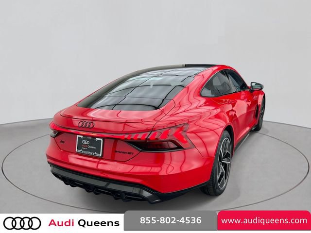 Used 2023 Audi RS e-tron GT w/ Carbon Performance Package AWD/4WD image 4